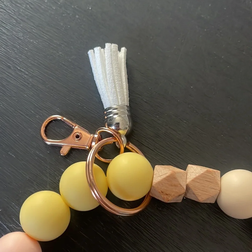 🎄silicone handmade wristlet - Picture 3 of 3